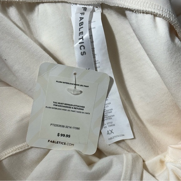 Fabletics  Plush Interlock Wide Leg Pant Size 4x NWT Brand New - Picture 10 of 13